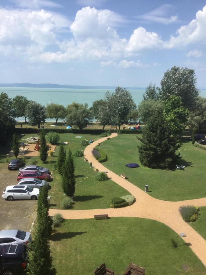 Szin-Aranyhid Apartman Siófok Extérieur photo